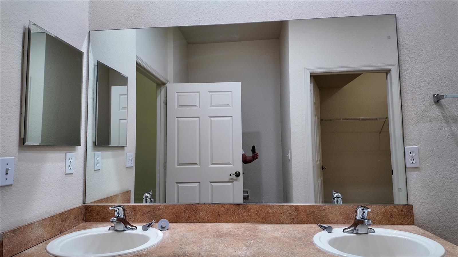 3051 Greystone Loop #206 Property Photo 26