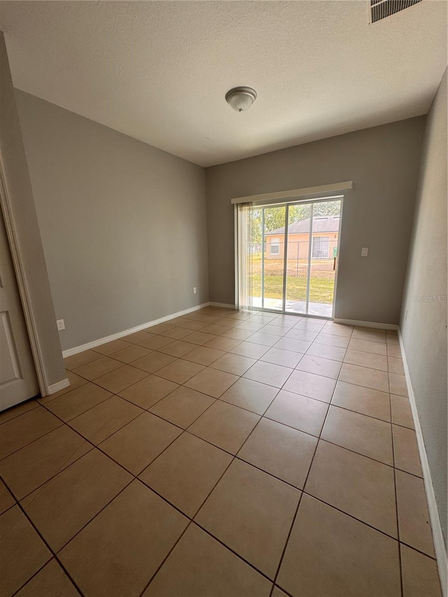 677 Royalty Ct Property Photo 19