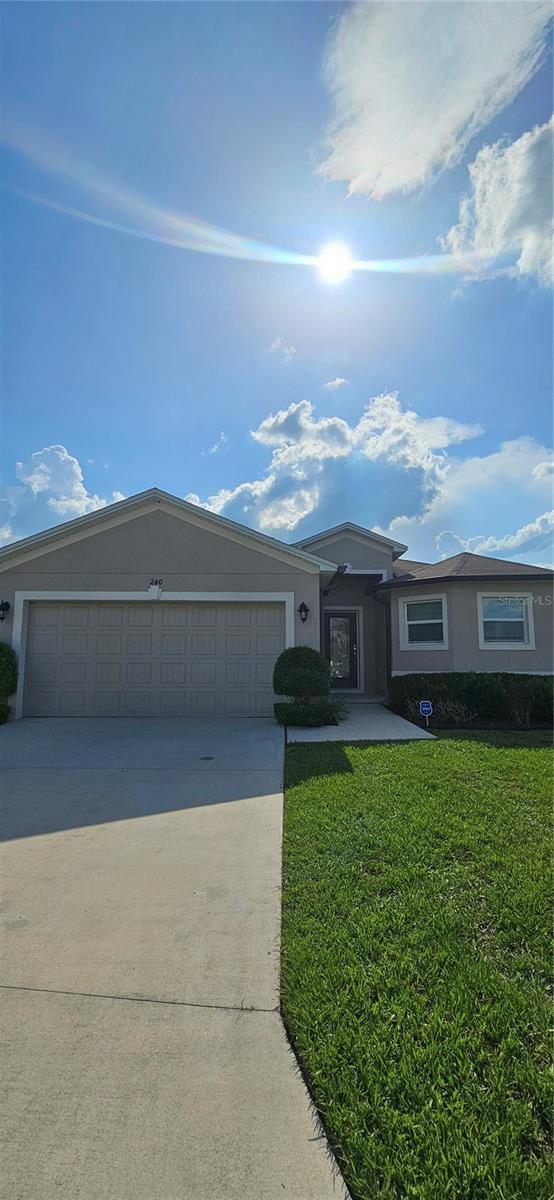 240 Solis Dr Property Photo 3