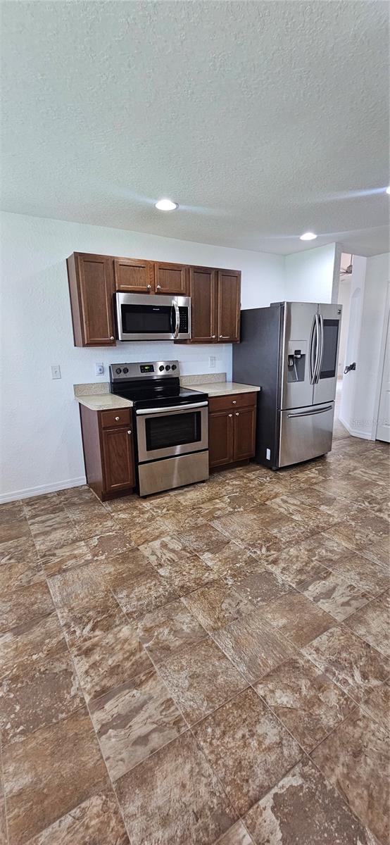 240 Solis Dr Property Photo 6