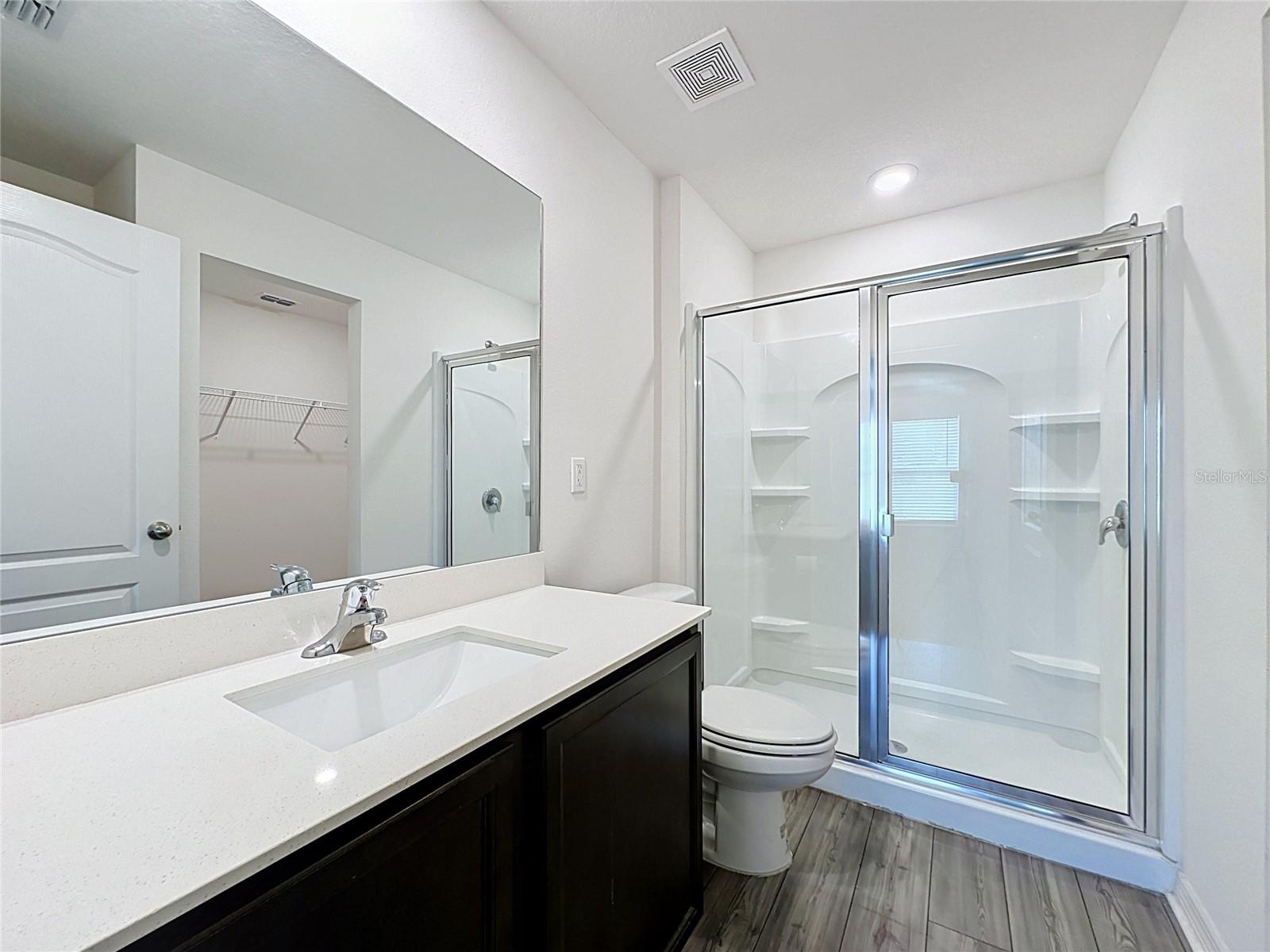 1407 Hillsborough Way Property Photo 22