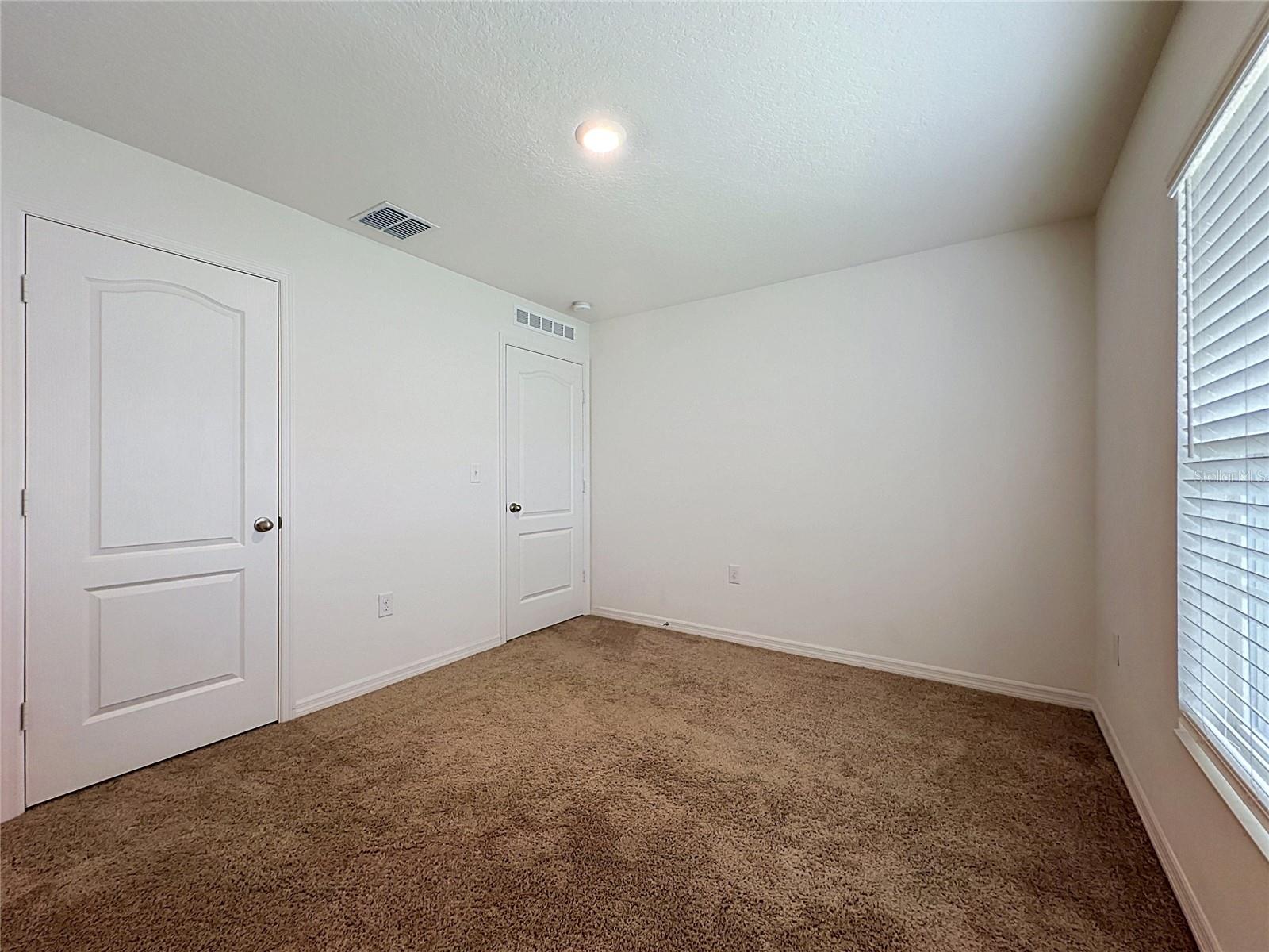 1407 Hillsborough Way Property Photo 26