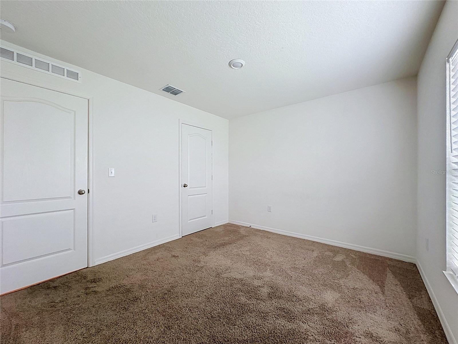 1407 Hillsborough Way Property Photo 29