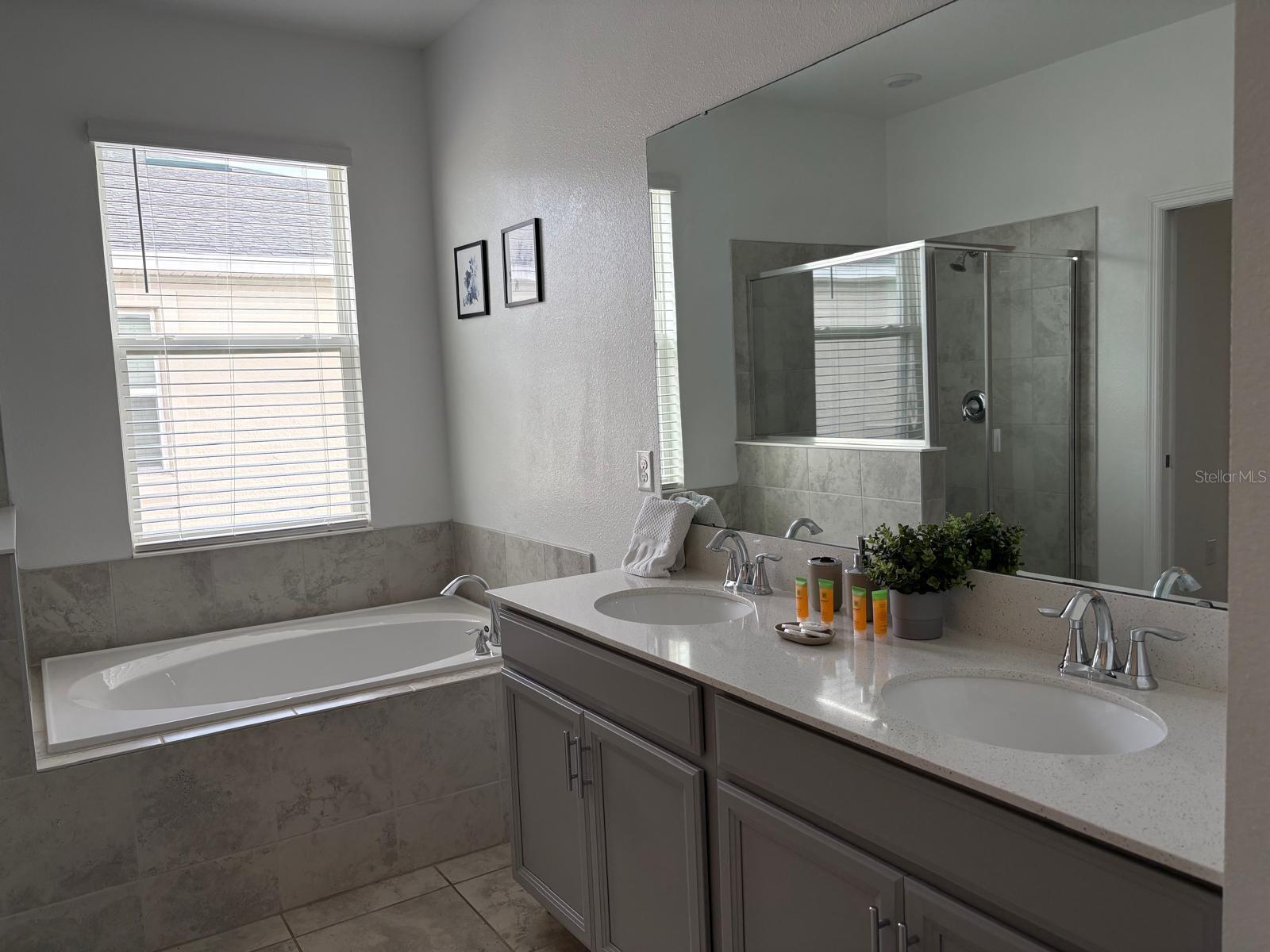 993 Splash Shot Pl Property Photo 9