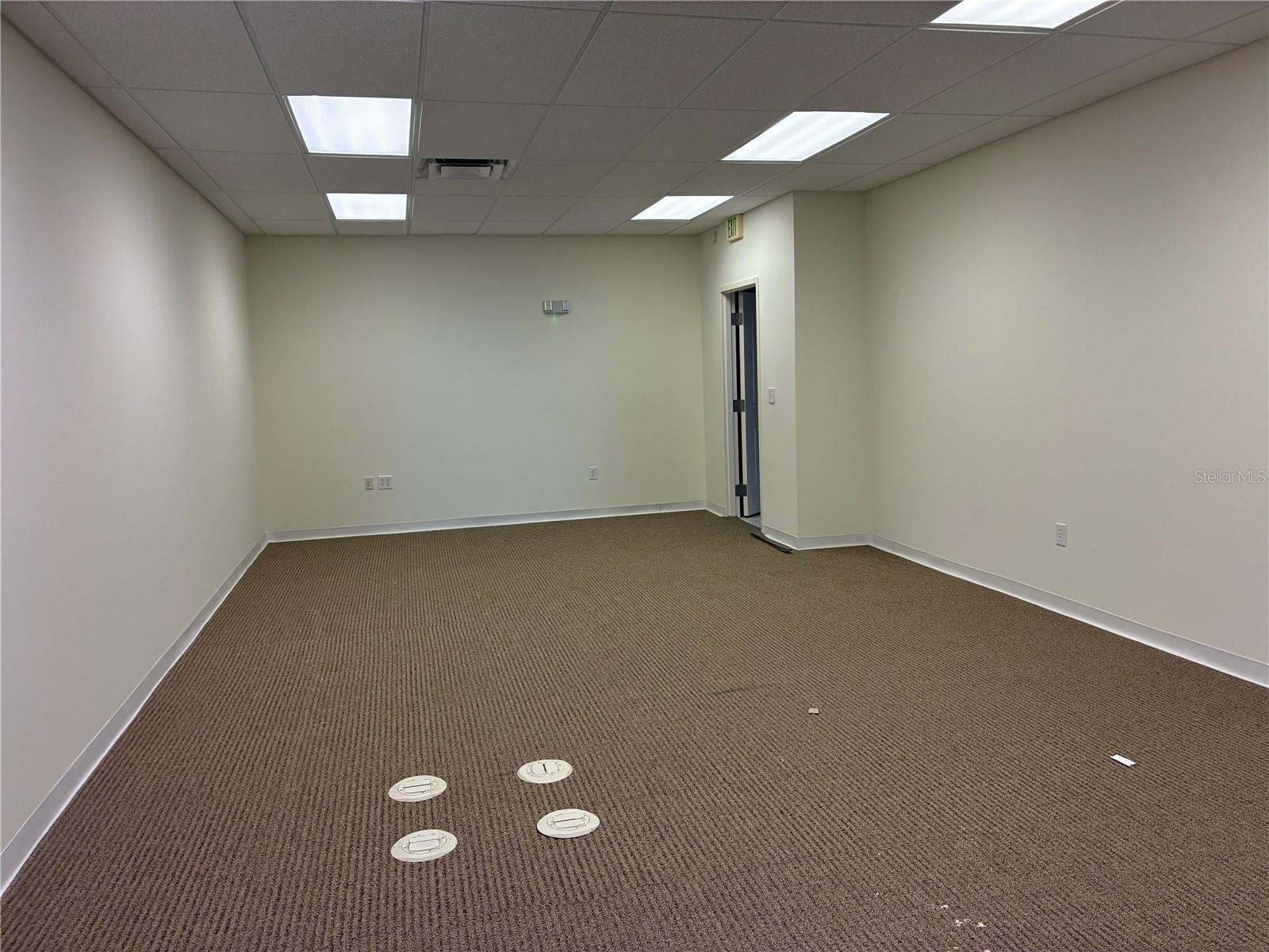 1350 City View Ctr Property Photo 11