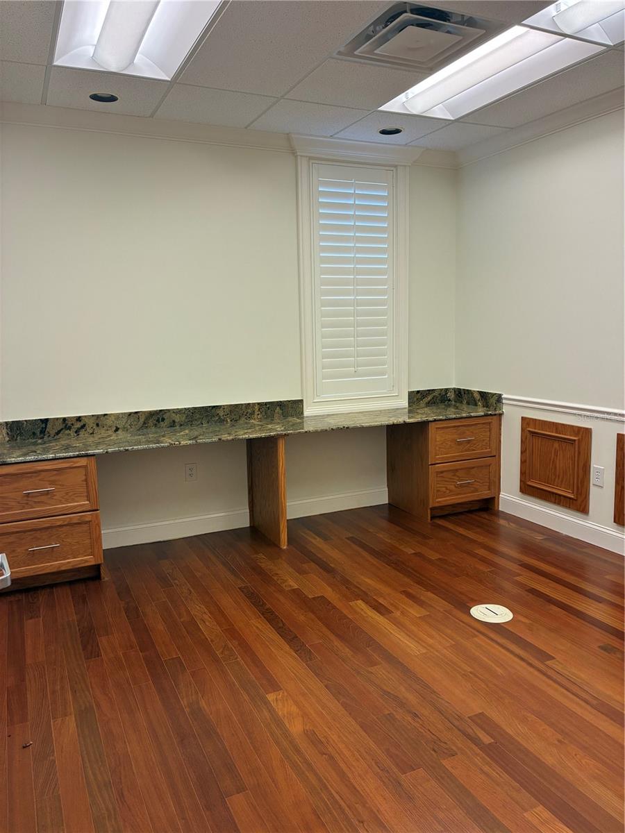 1350 City View Ctr Property Photo 13