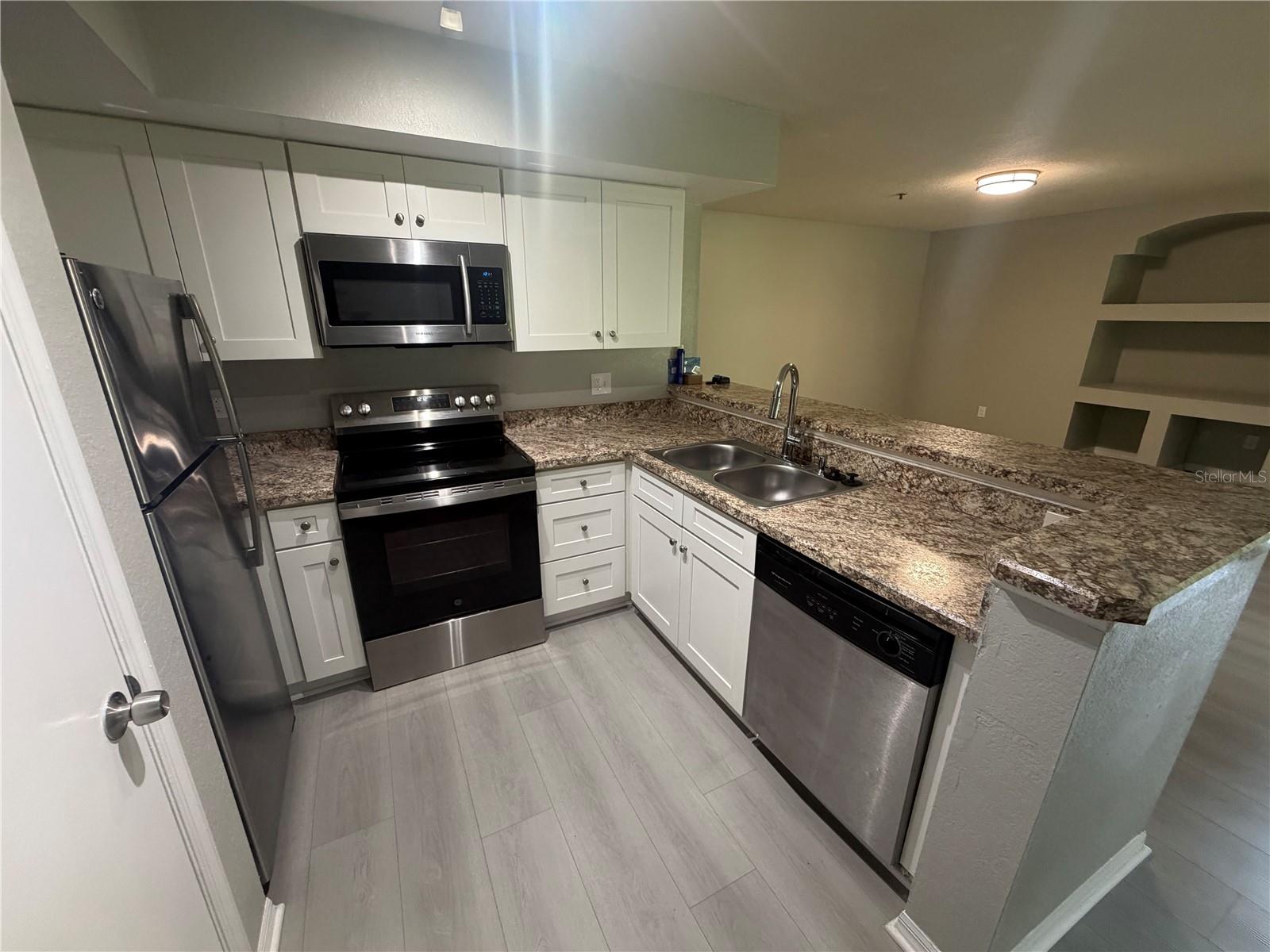 7210 Westpointe Blvd #1323 Property Photo 6