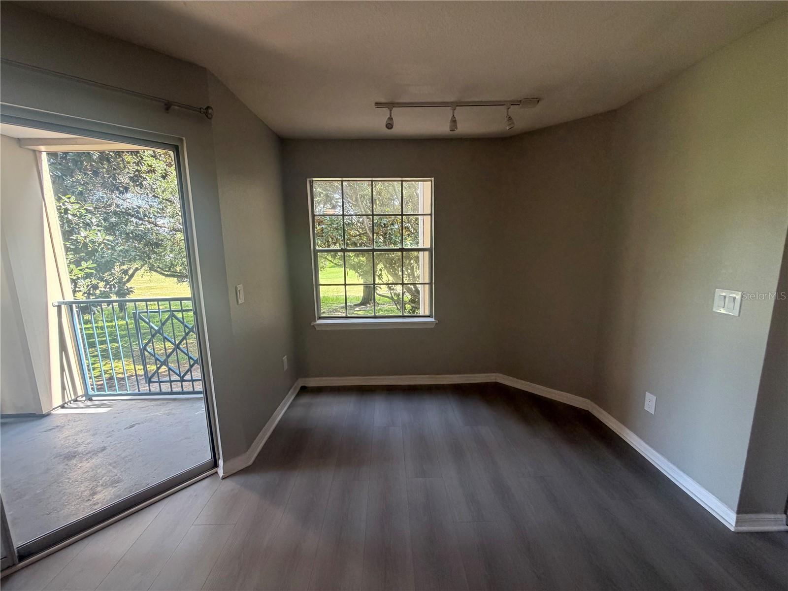 7210 Westpointe Blvd #1323 Property Photo 11