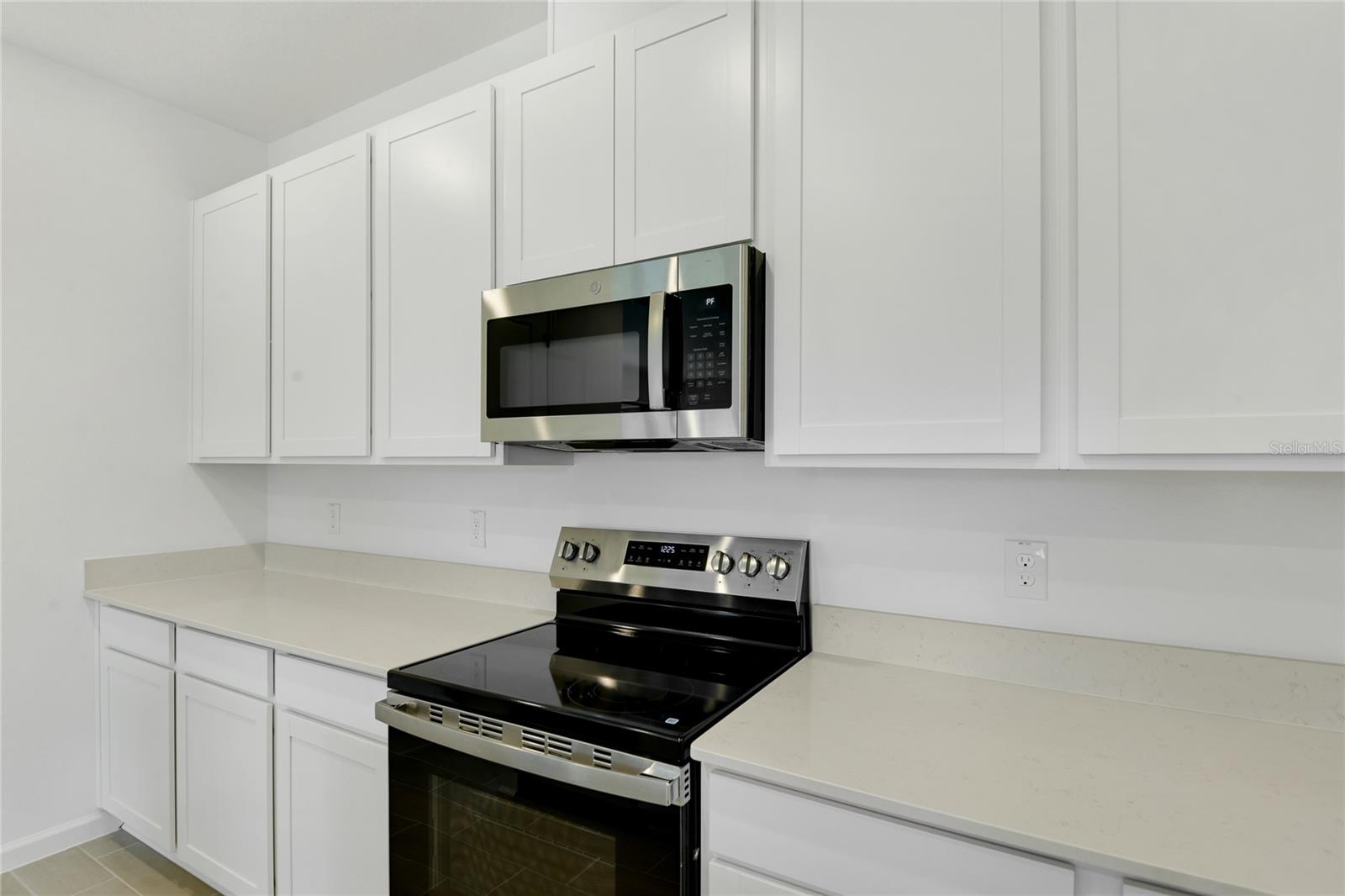 1766 Carnelian St Property Photo 6