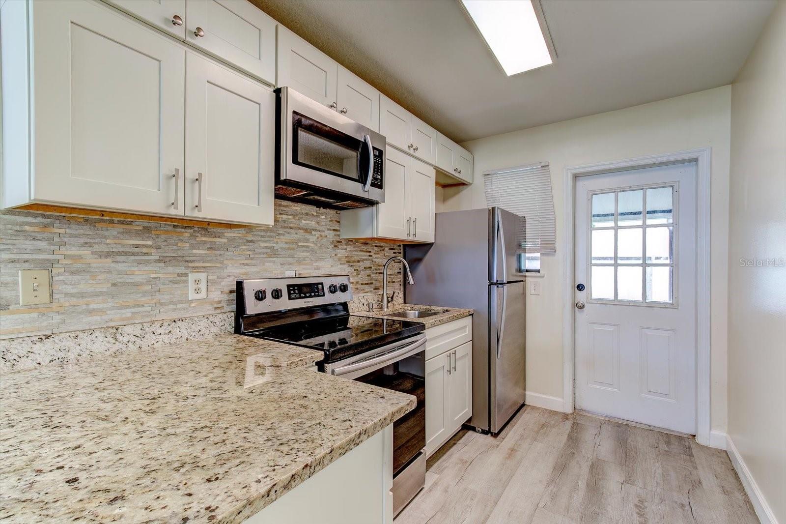 232 Northshore Dr #a Property Photo 4