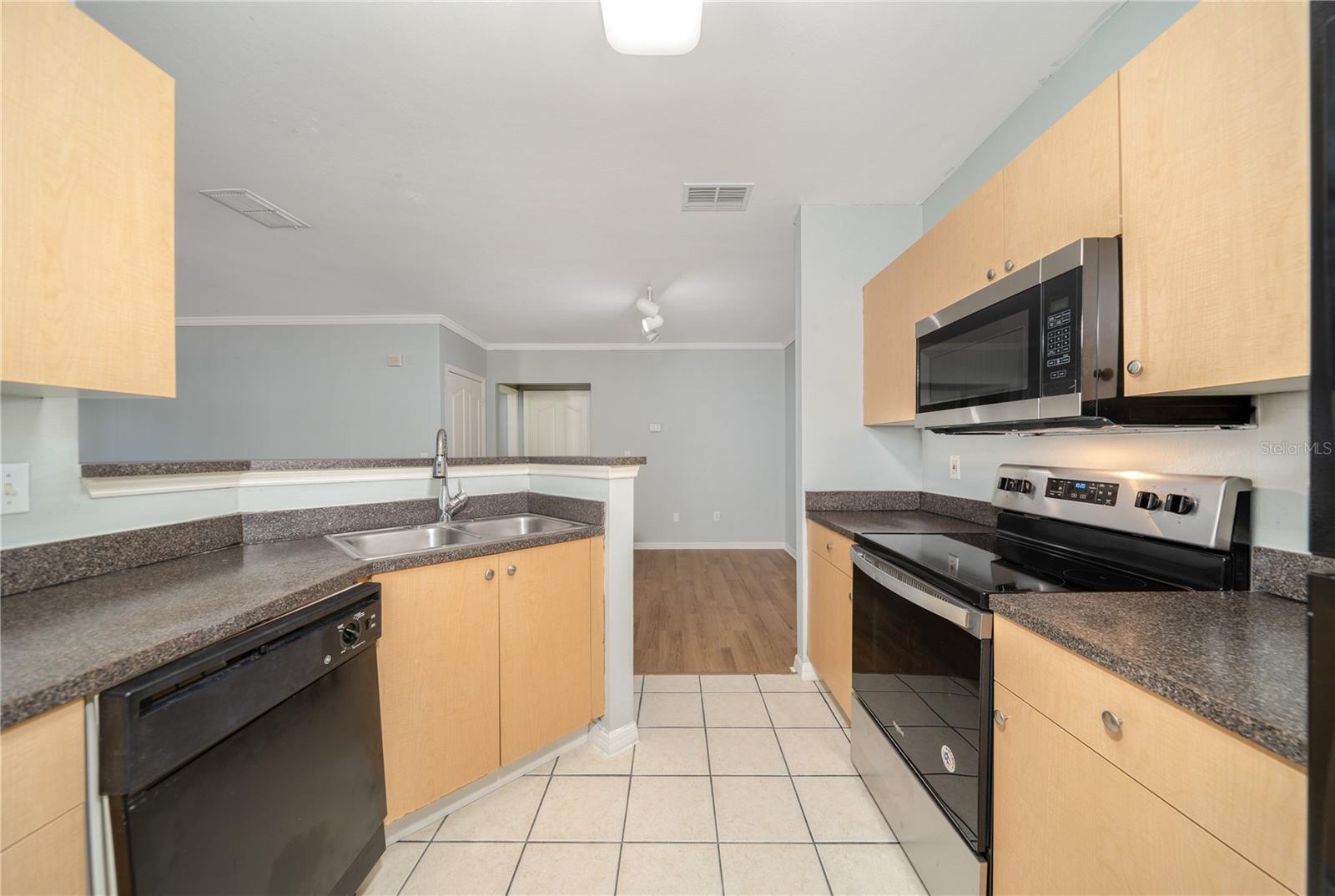 714 Siena Palm Dr #104 Property Photo 7