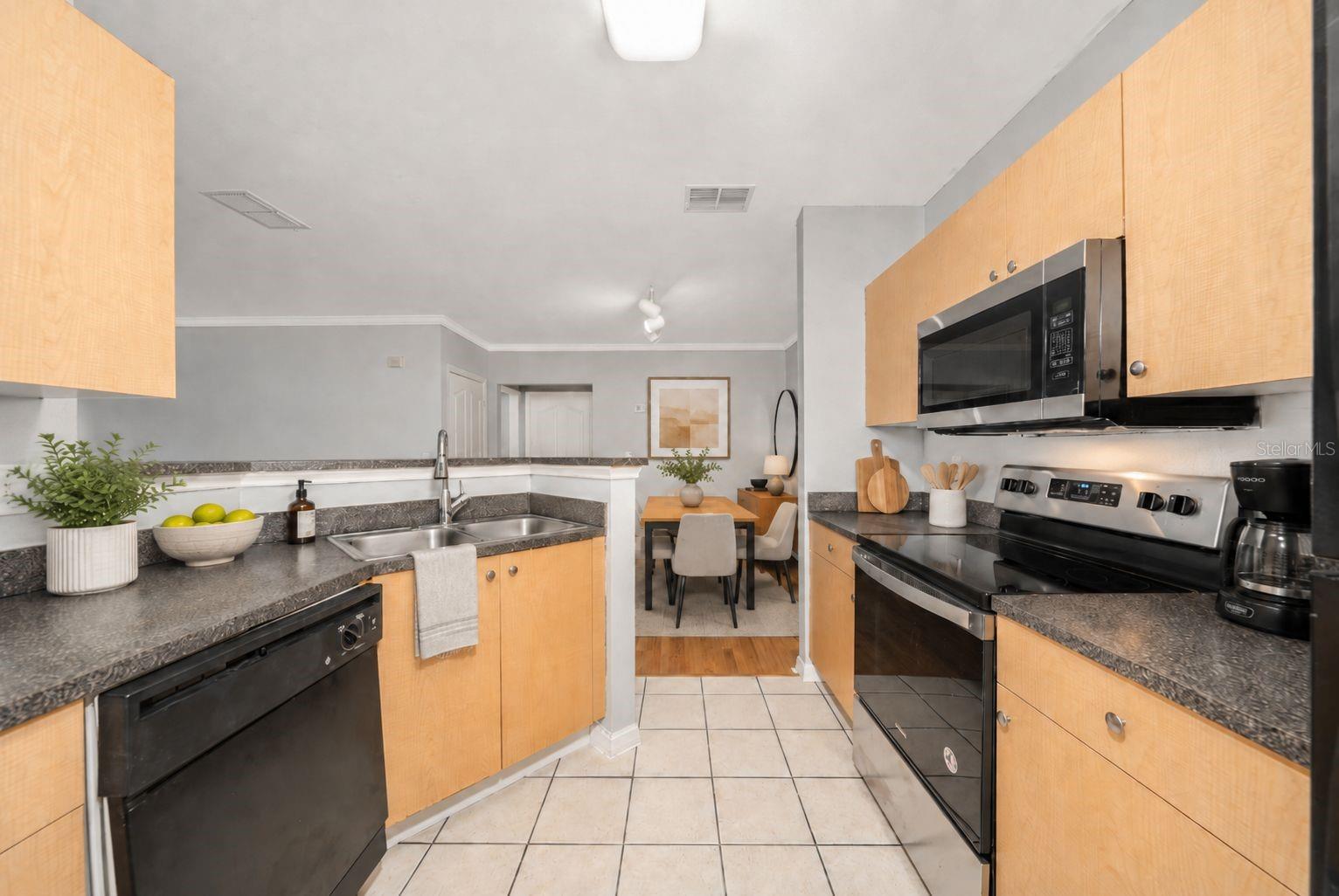 714 Siena Palm Dr #104 Property Photo 10