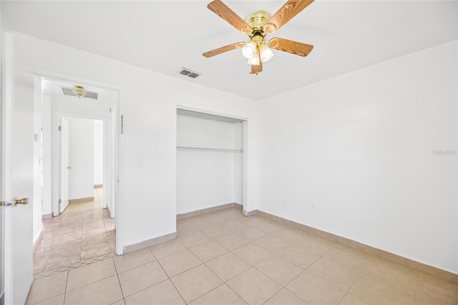 714 Tournament Ln Property Photo 16