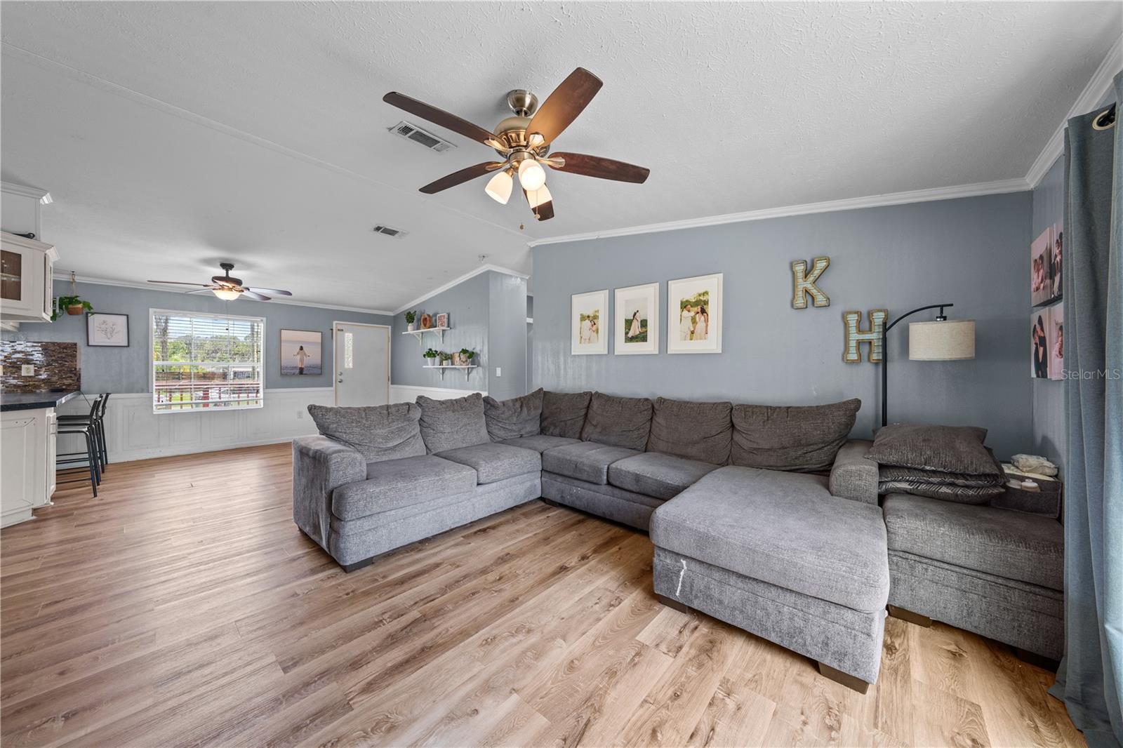 6411 Woods St Property Photo 44