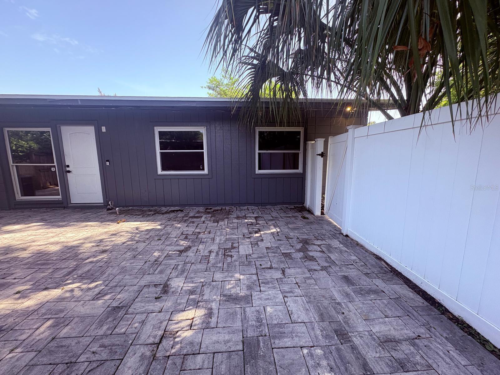 885 Carnation Dr Property Photo 6