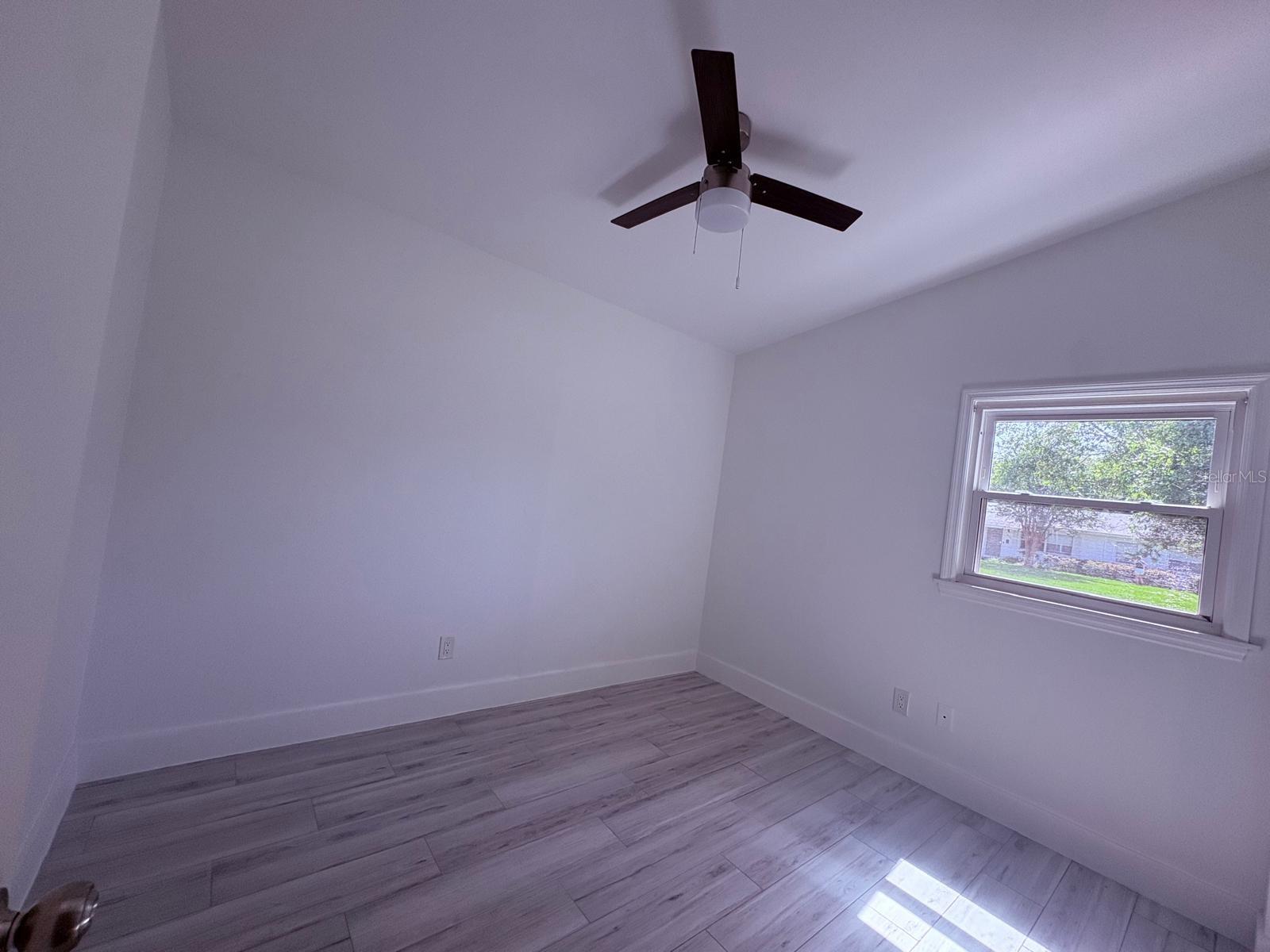 885 Carnation Dr Property Photo 33