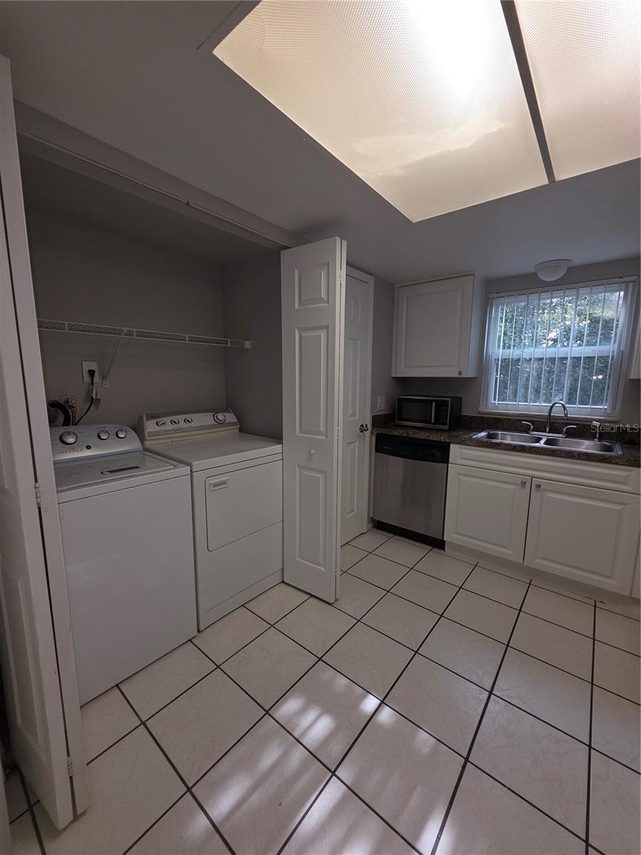 9900 Sweepstakes Ln #3 Property Photo 5