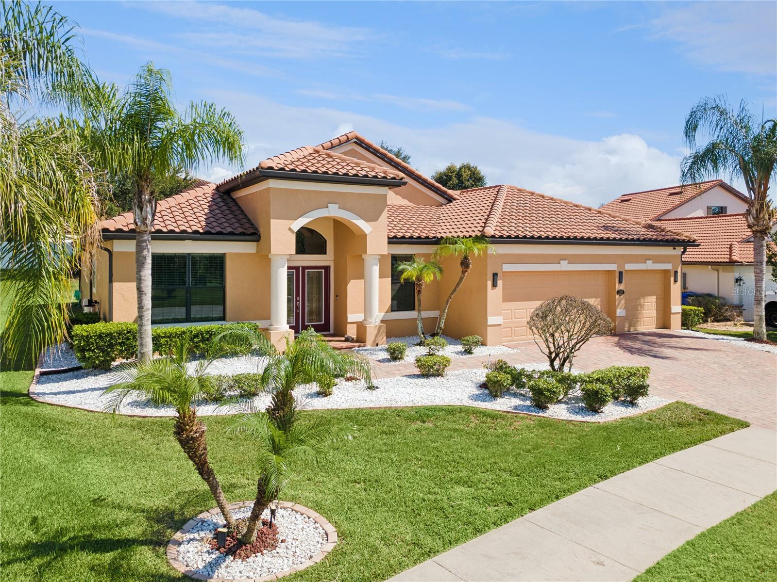 3943 SUNSET LAKE DR