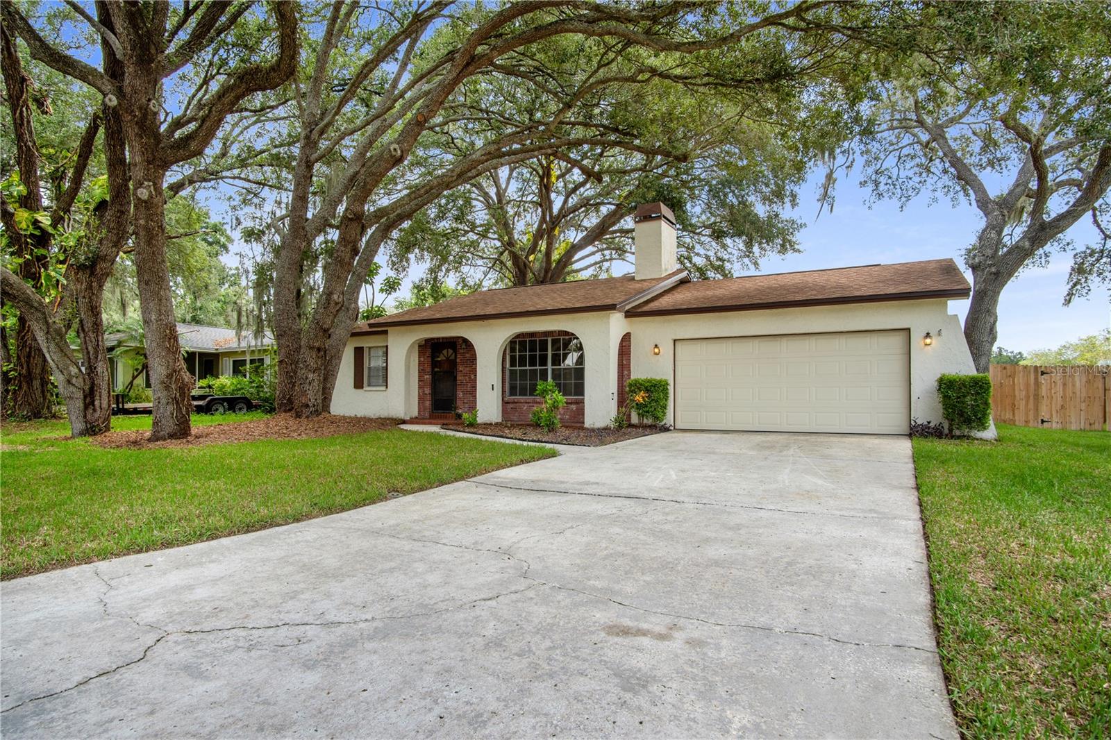 2217 BOXWOOD WAY Property Photo 1