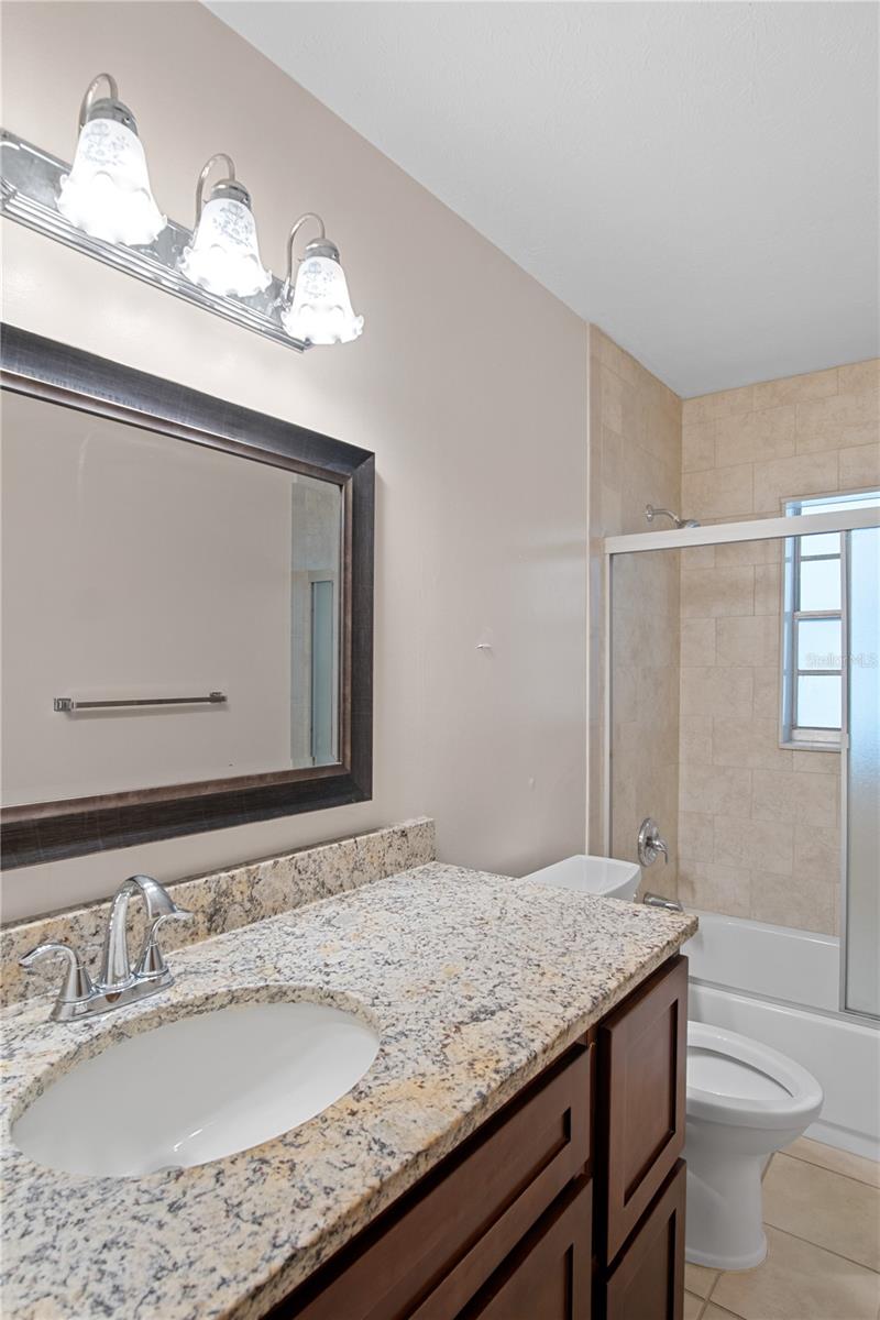 2217 Boxwood Way Property Photo 17