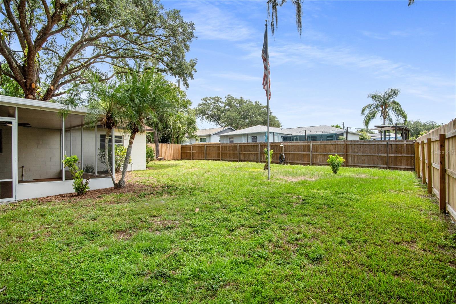 2217 Boxwood Way Property Photo 31