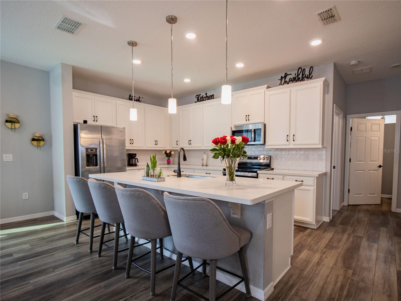 112 Hamlet Loop Property Photo 8