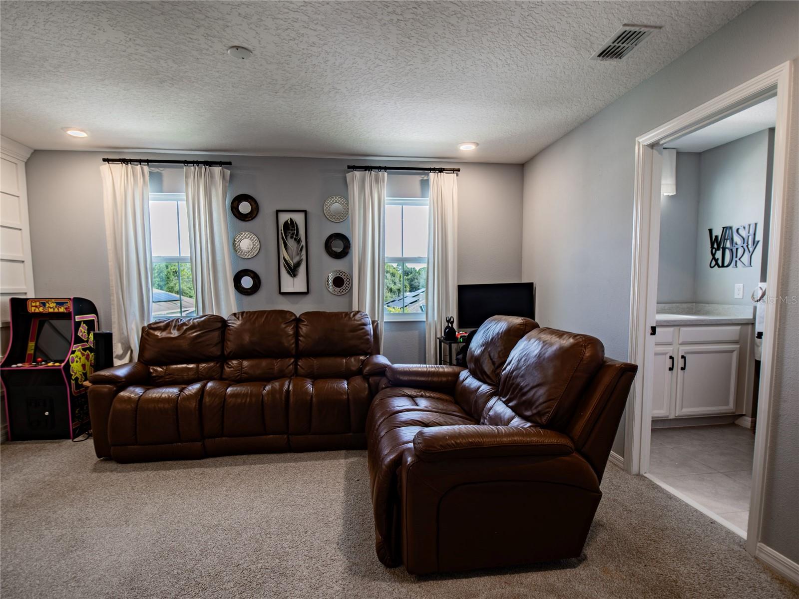 112 Hamlet Loop Property Photo 14