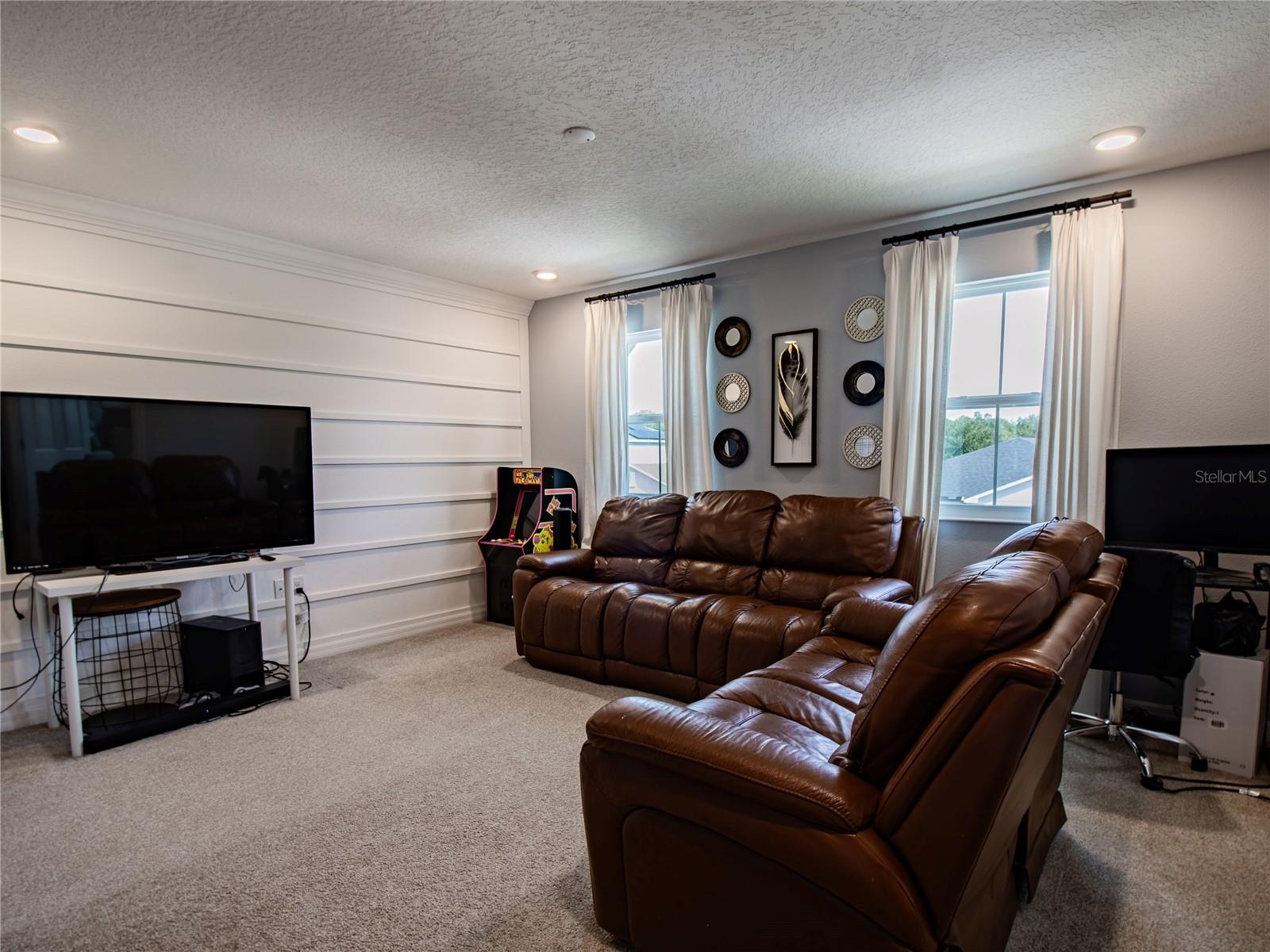 112 Hamlet Loop Property Photo 15
