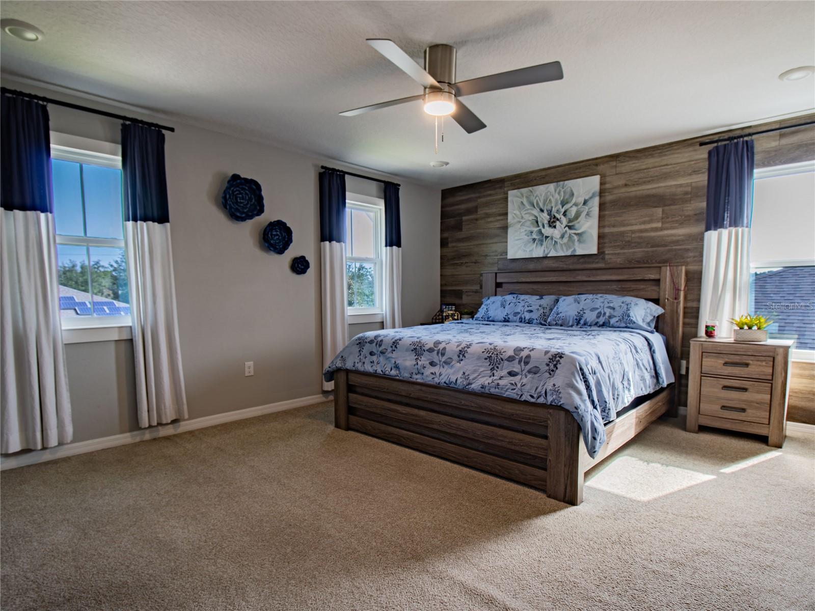 112 Hamlet Loop Property Photo 18
