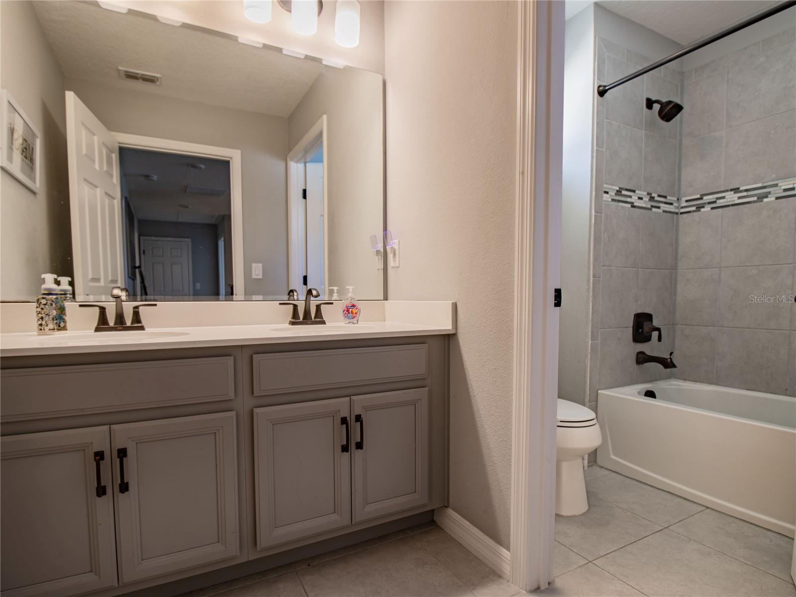 112 Hamlet Loop Property Photo 25