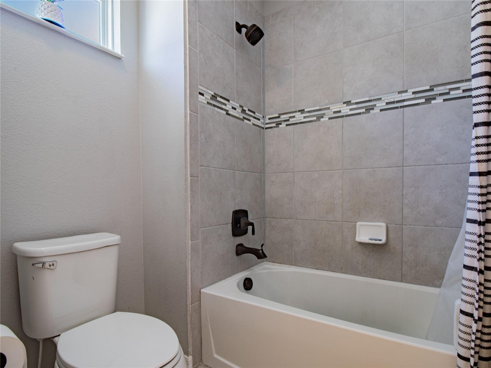112 Hamlet Loop Property Photo 26