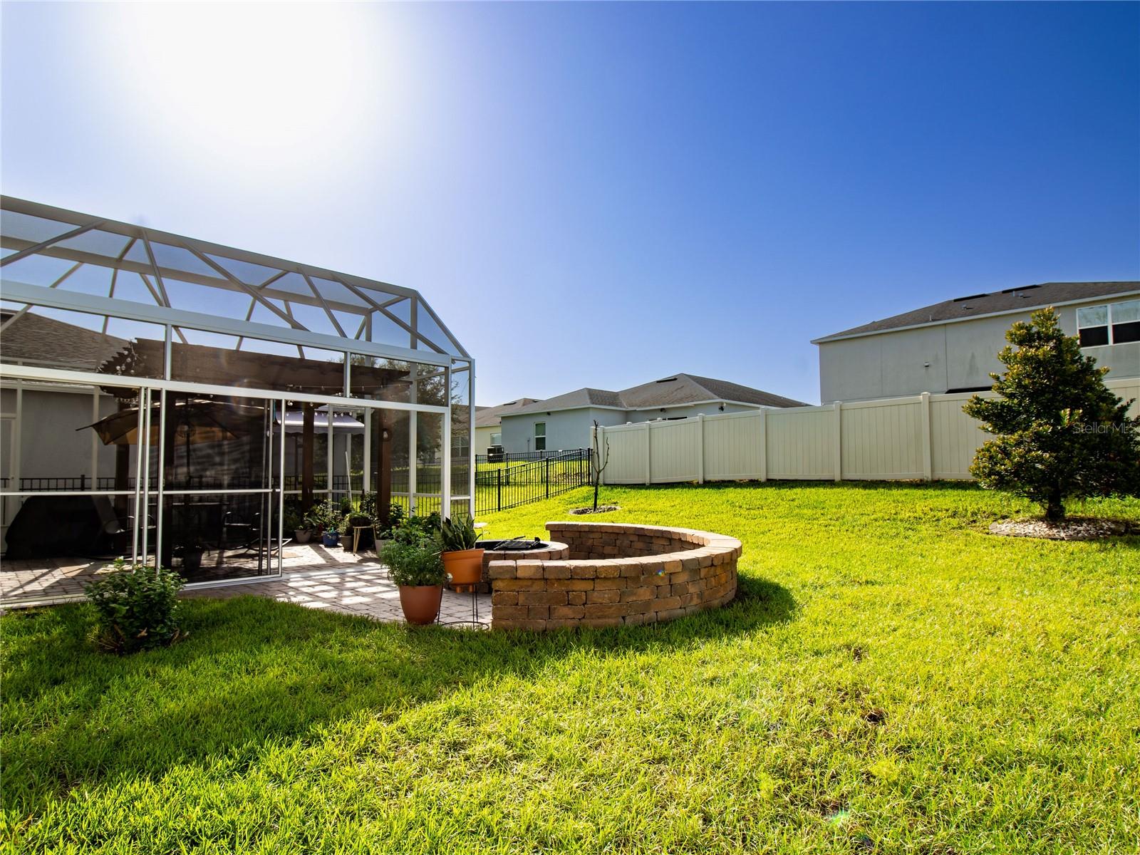 112 Hamlet Loop Property Photo 33