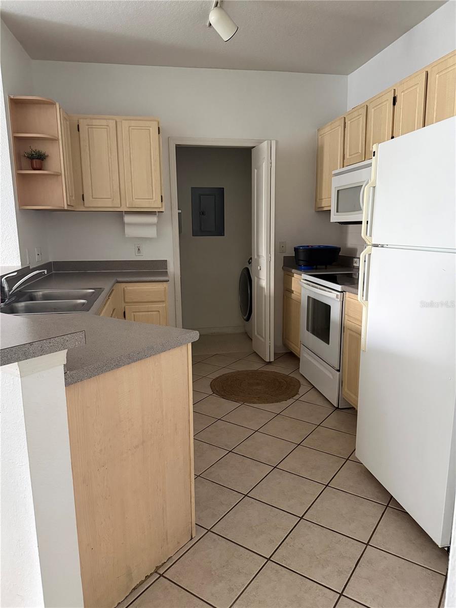 2740 Maitland Crossing Way #207 Property Photo 10