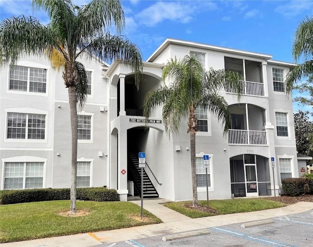 2302 BUTTERFLY PALM WAY #301 Property Photo 1