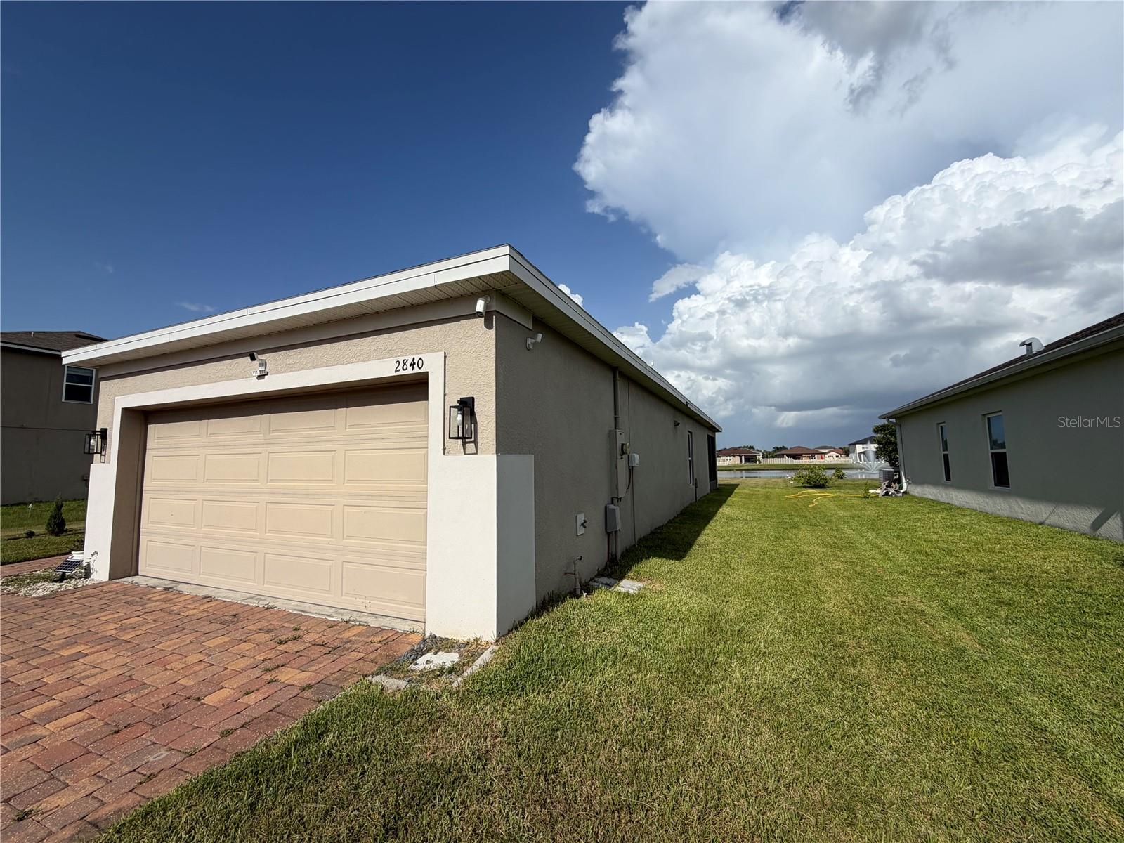 2840 Wadeview Loop Property Photo 3