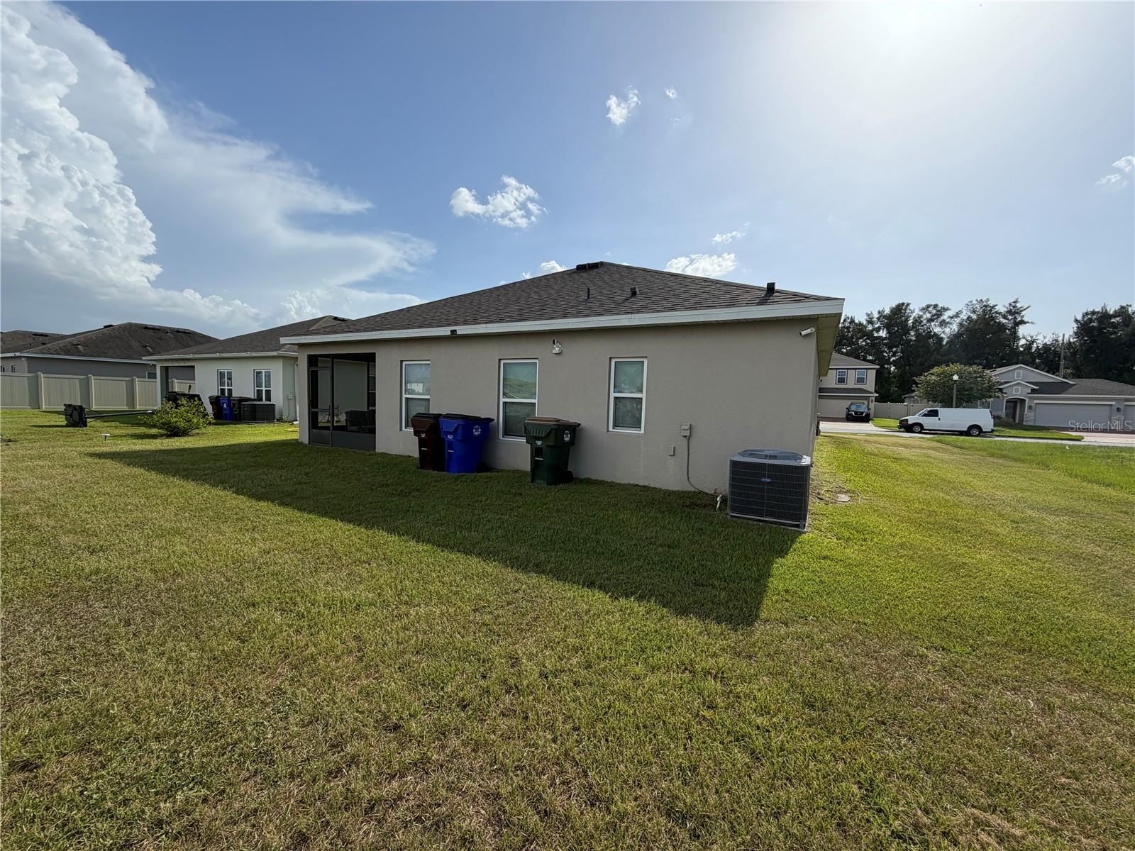 2840 Wadeview Loop Property Photo 4