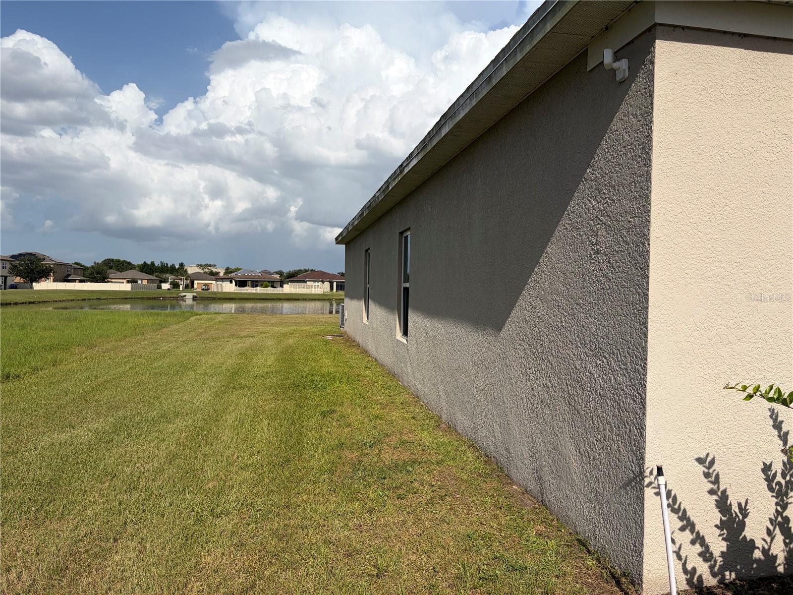 2840 Wadeview Loop Property Photo 8