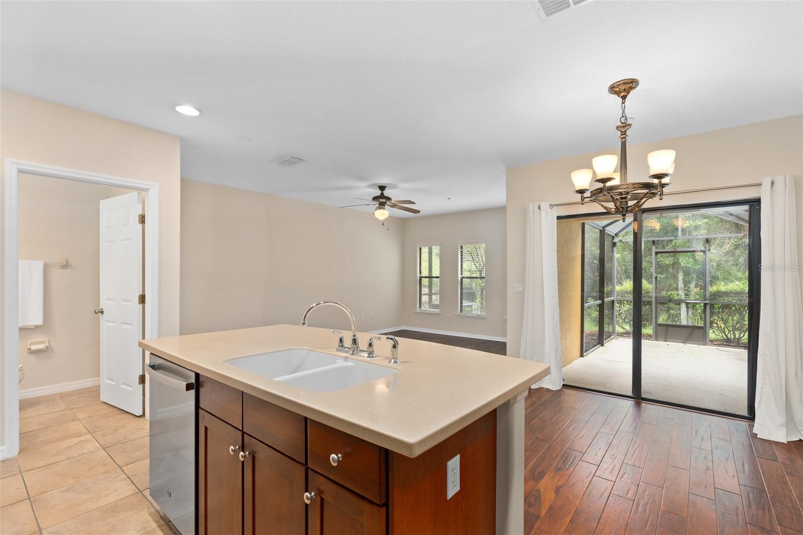 6058 Tivoli Gardens Blvd Property Photo 8