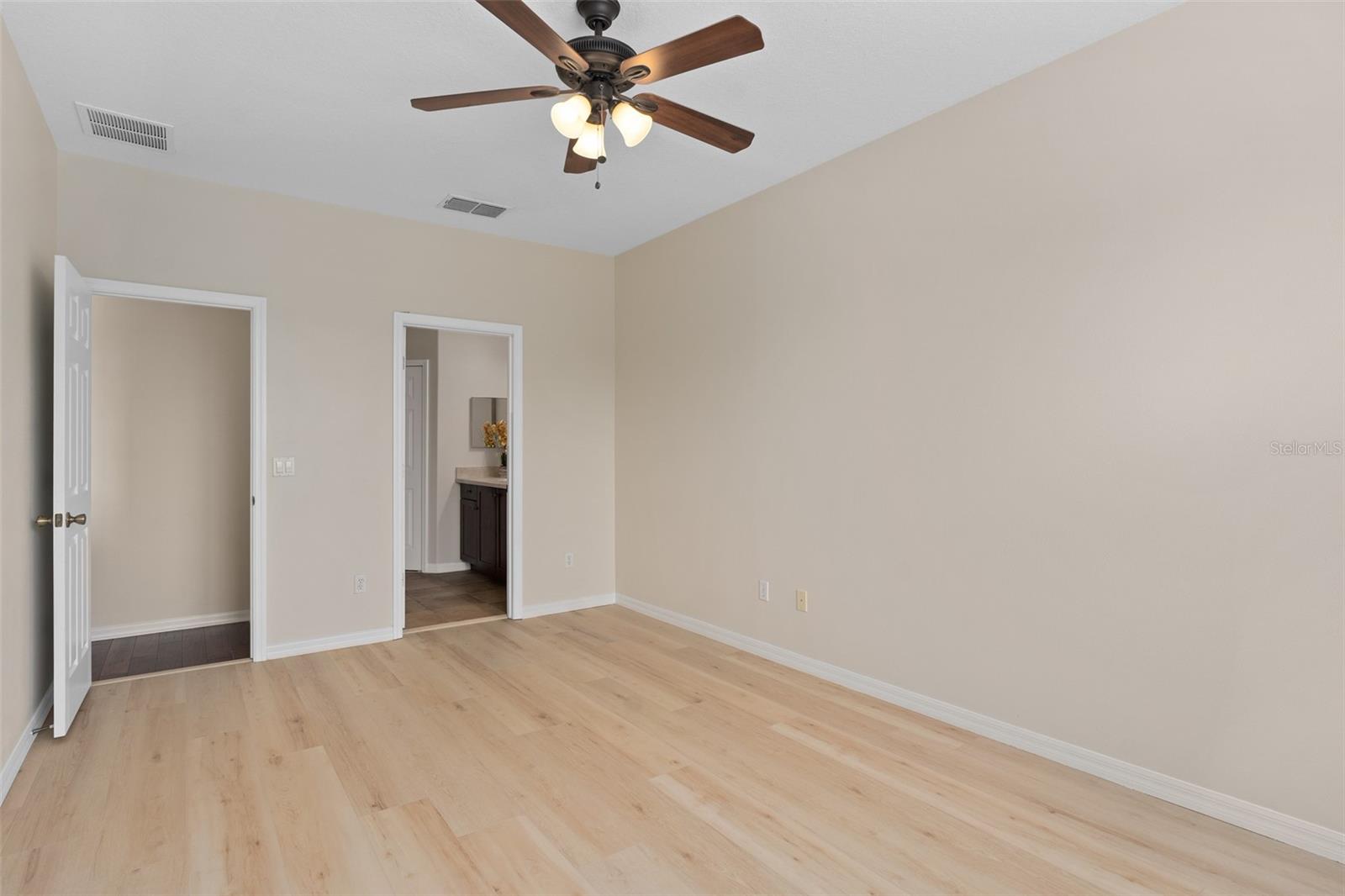 6058 Tivoli Gardens Blvd Property Photo 13