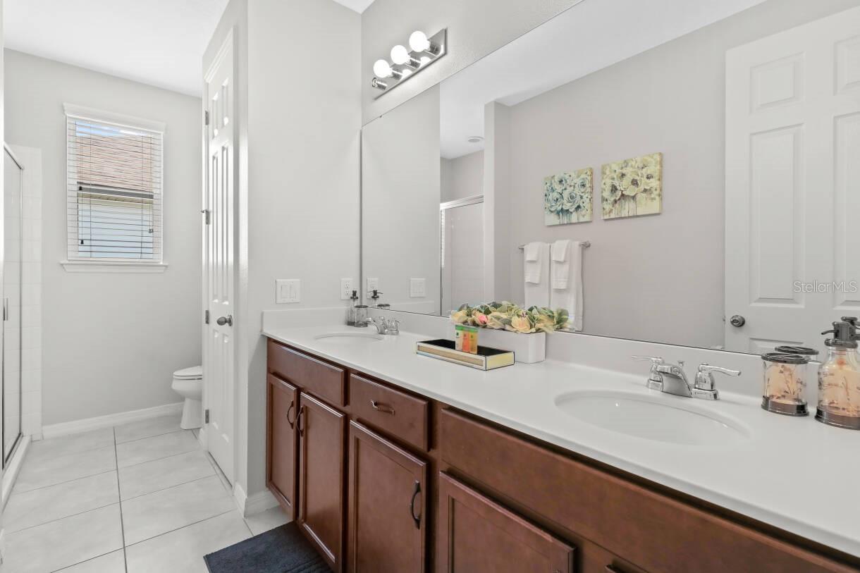 1804 Sandy Park Trl Property Photo 40