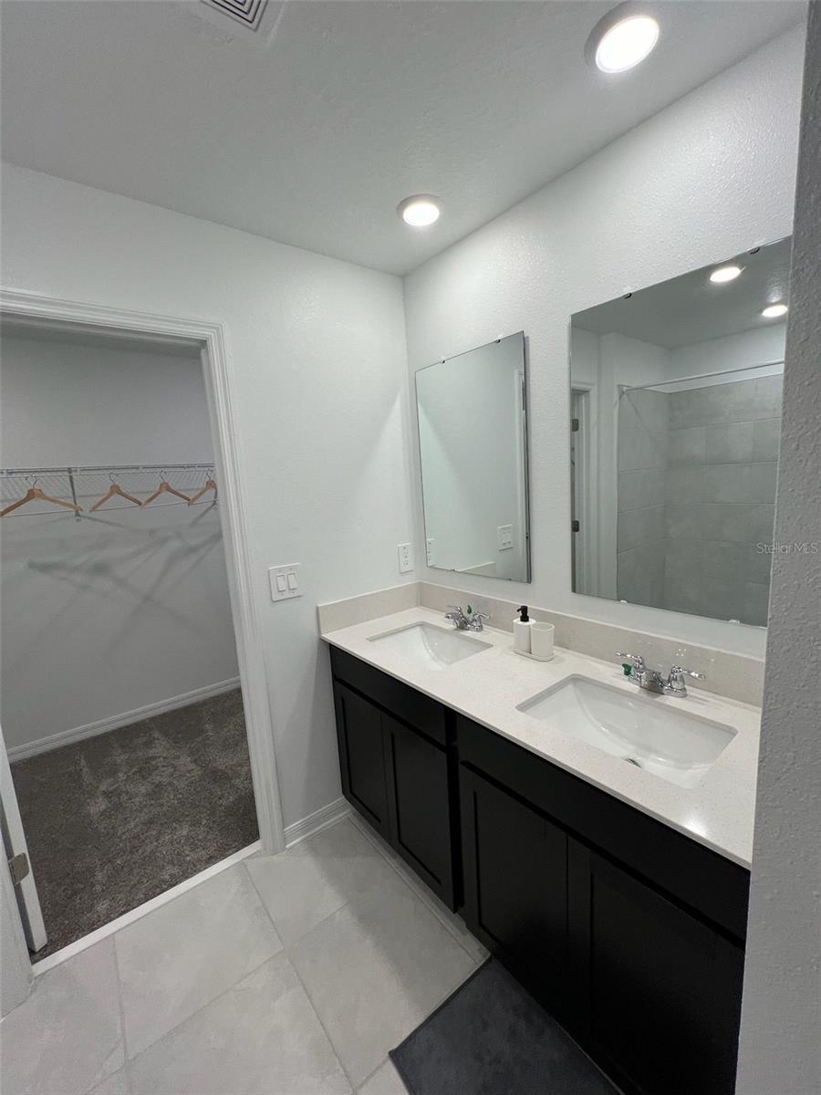 1334 Diego Ter Property Photo 4