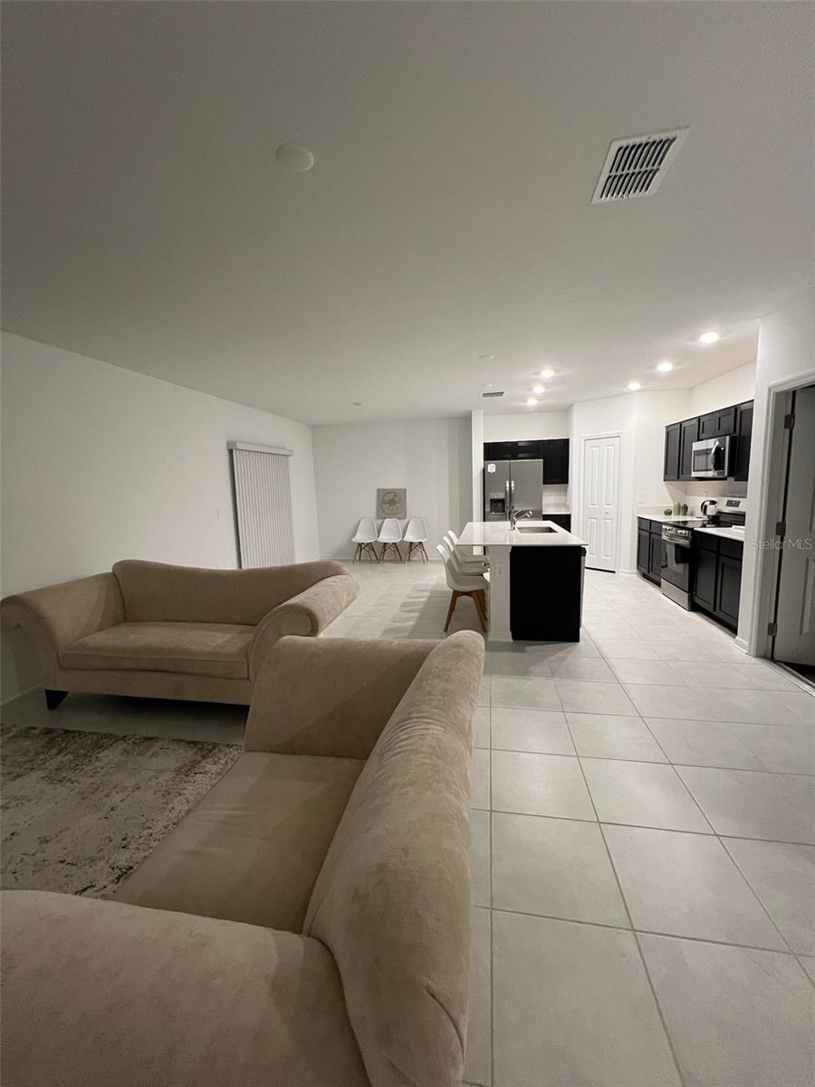 1334 Diego Ter Property Photo 8