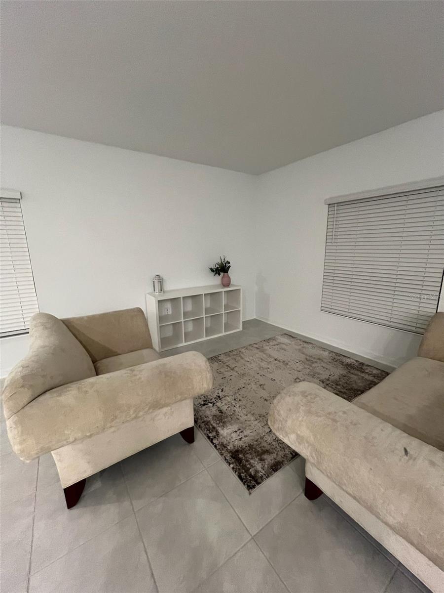 1334 Diego Ter Property Photo 9