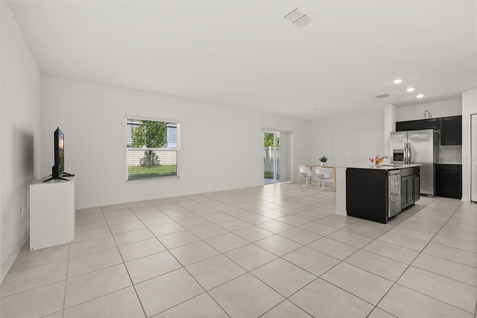 1334 Diego Ter Property Photo 13