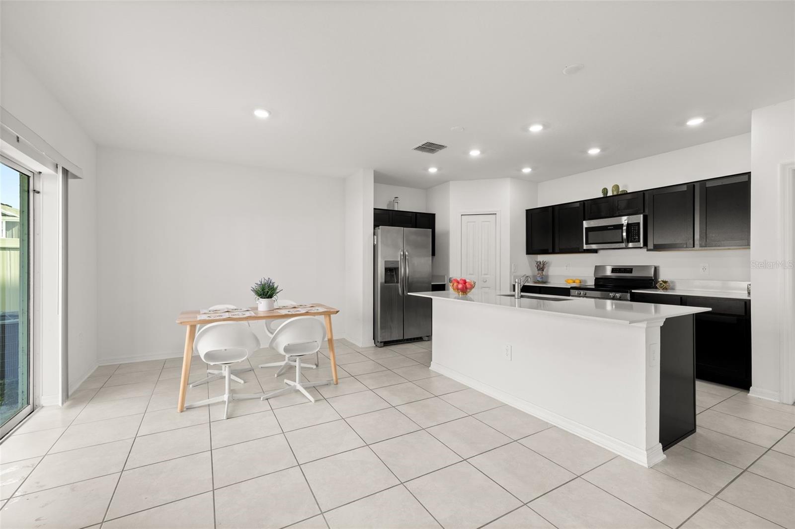 1334 Diego Ter Property Photo 16