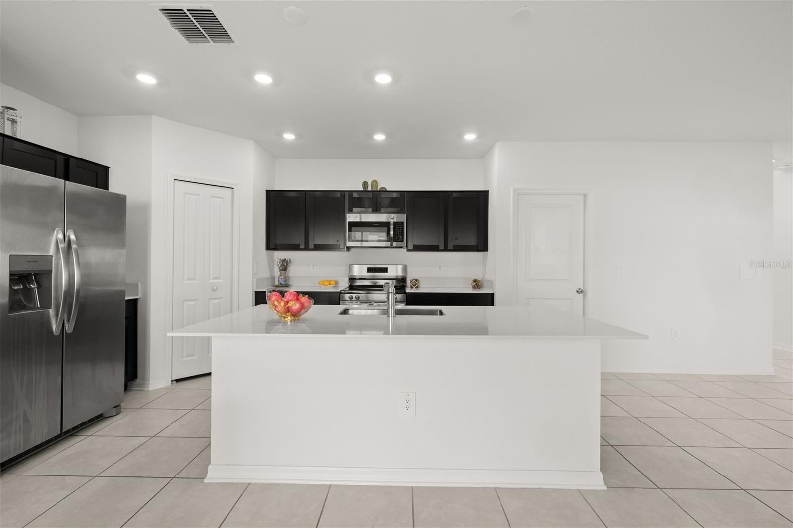 1334 Diego Ter Property Photo 17