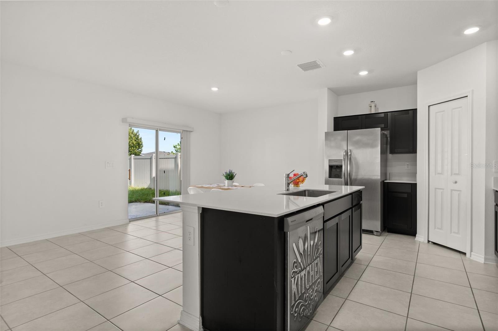 1334 Diego Ter Property Photo 21
