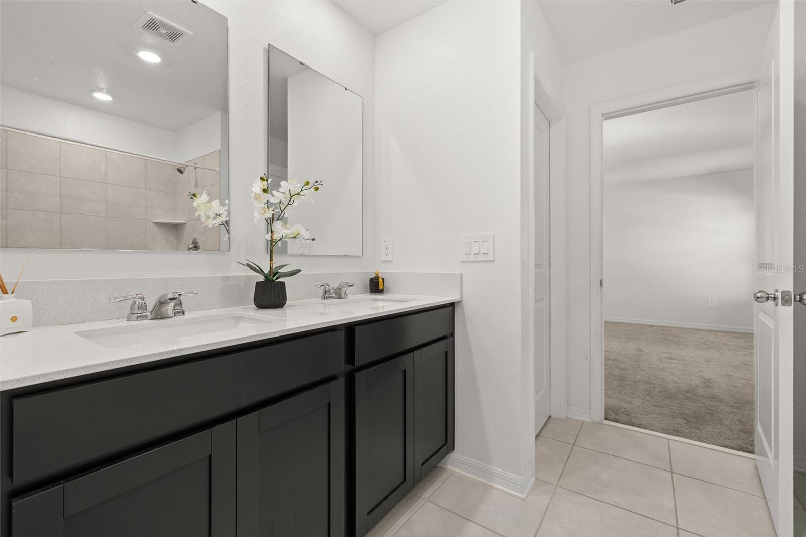 1334 Diego Ter Property Photo 32