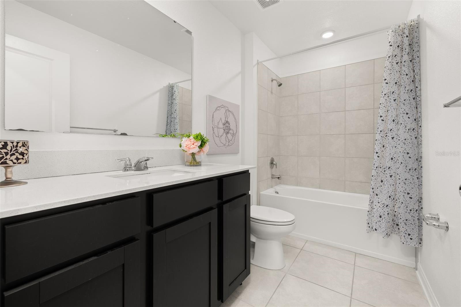 1334 Diego Ter Property Photo 41