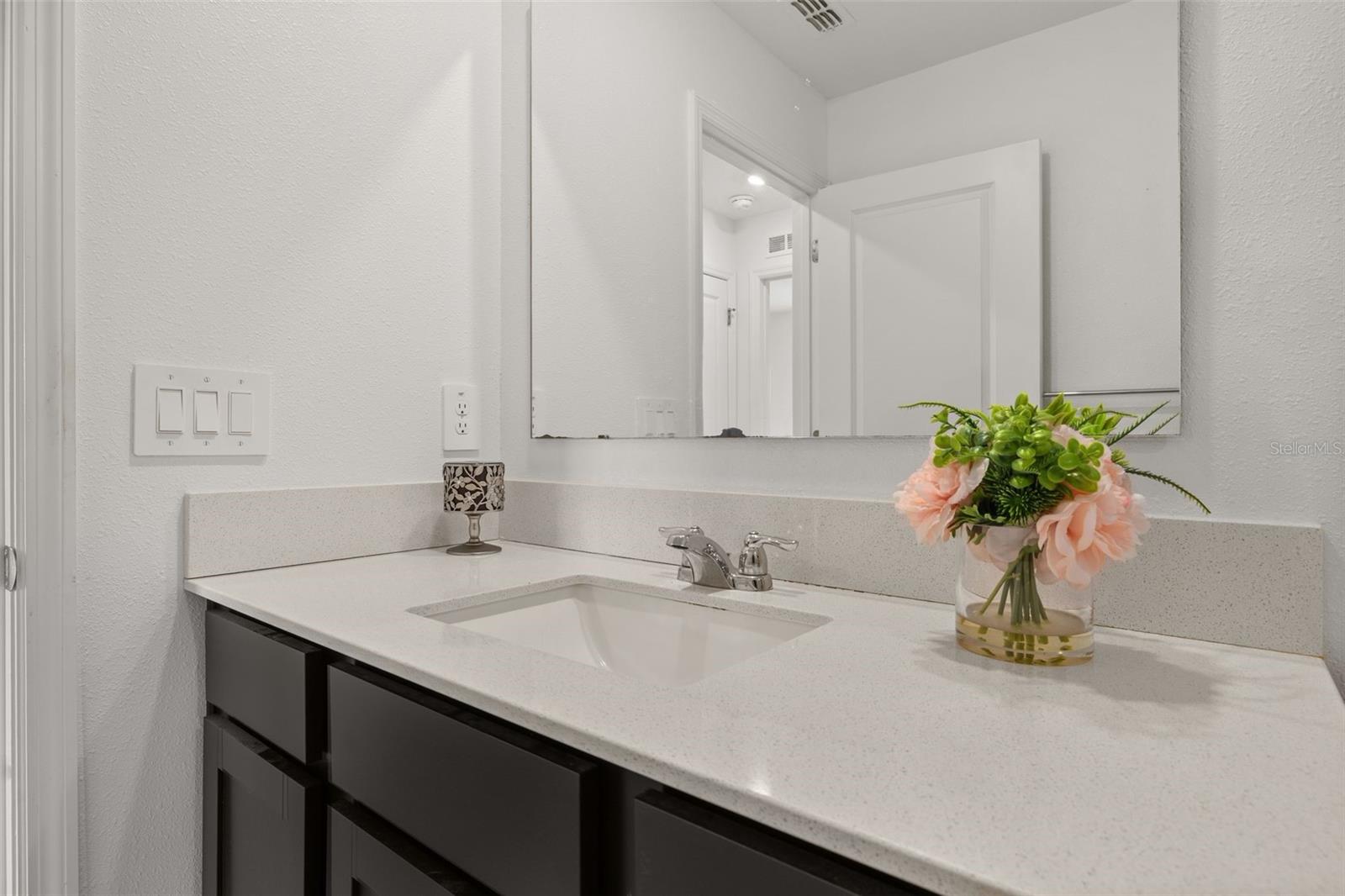 1334 Diego Ter Property Photo 42